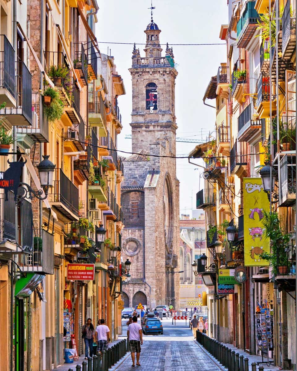 Read more about the article <div>Where to Stay in Valencia, Spain: 4 Best Areas & Hotels</div>