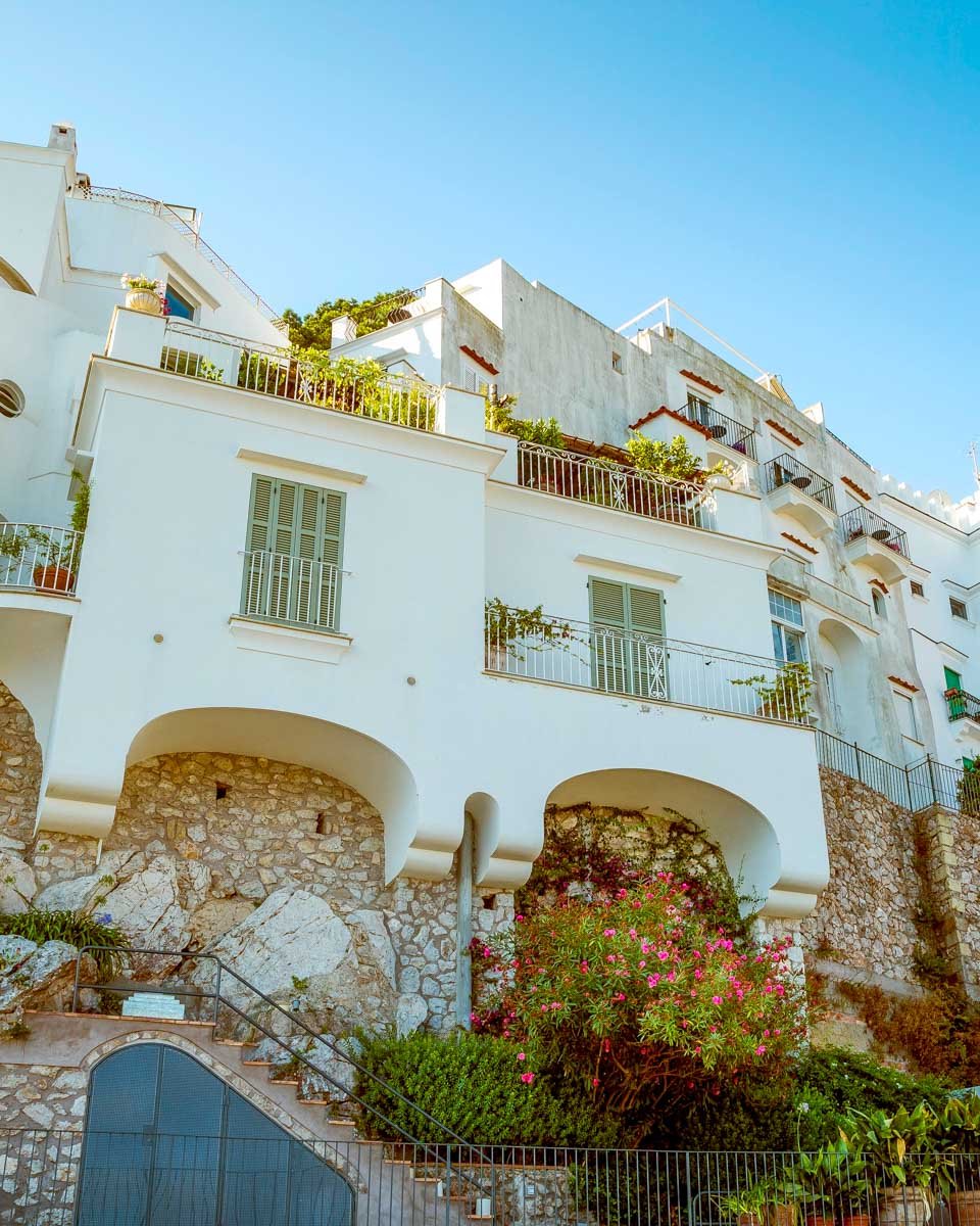 Read more about the article <div>Where to Stay in Capri, Italy: 4 Best Areas & Hotels</div>