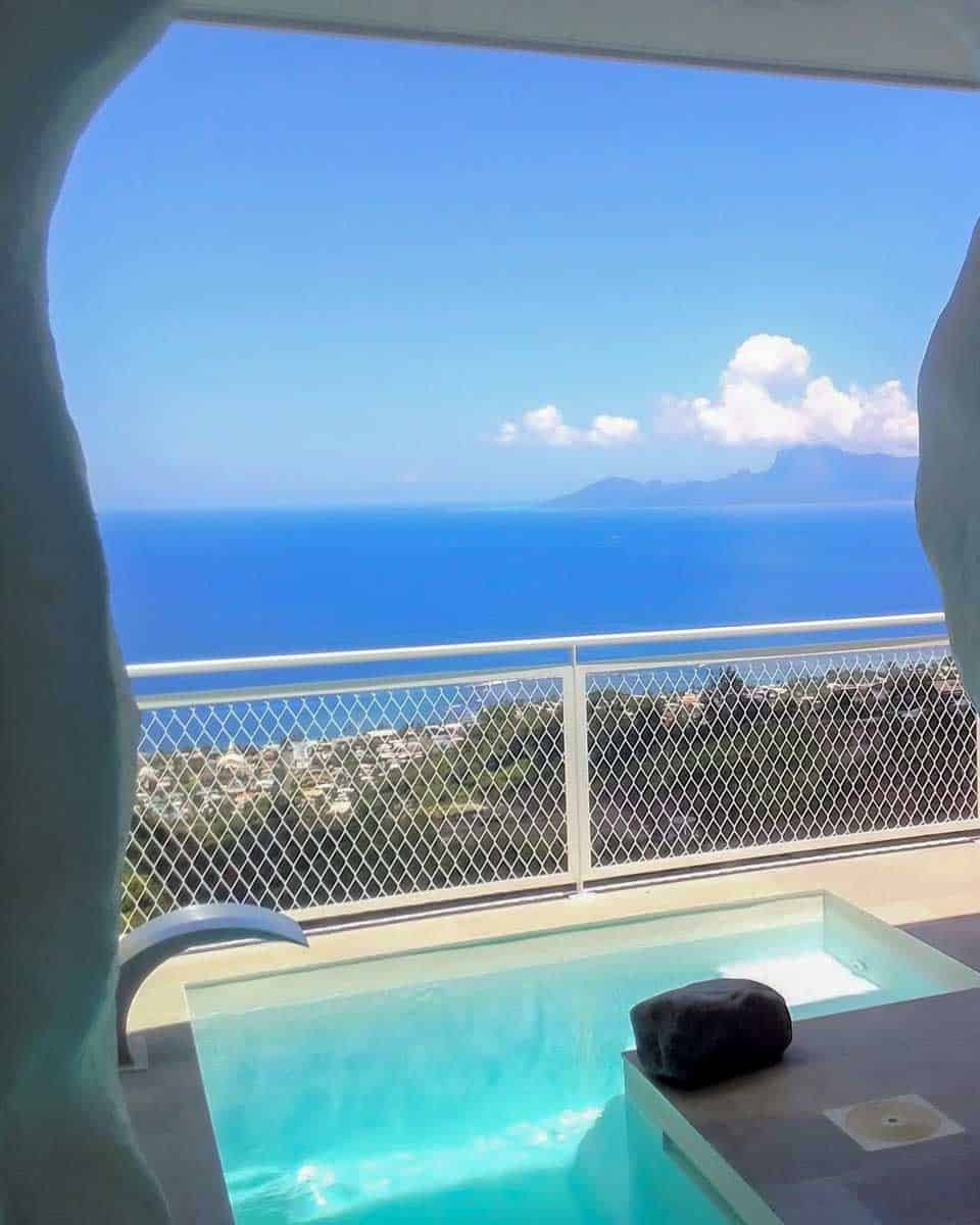 Read more about the article <div>Where to Stay in Tahiti: 2 Best Areas & Hotels</div>