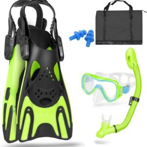 Snorkeling Gear for Kids, Mask Fins Snorkel Set for Kid Panoramic View Diving Mask Anti-Fog Anti-Leak Dry Top Snorkel and Dive Flippers with Travel Bag Snorkeling Packages for Kid
