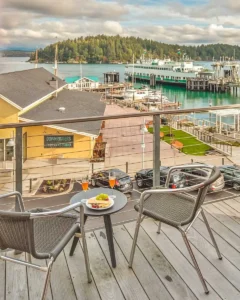 Read more about the article <div>Where to Stay on the San Juan Islands: 2 Best Areas & Hotels</div>